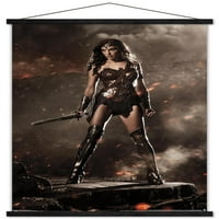 Strip film-Batman protiv Supermana - drveni magnetski uokvireni zidni plakat čudesne žene, 22.375 34