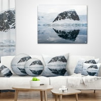 Dizajnersko brdo snježne kape na Antarktiku-jastuk na morskoj obali-16.16