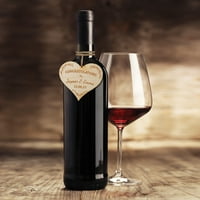 Personalizirani ukras na vinskoj oznaci u obliku srca